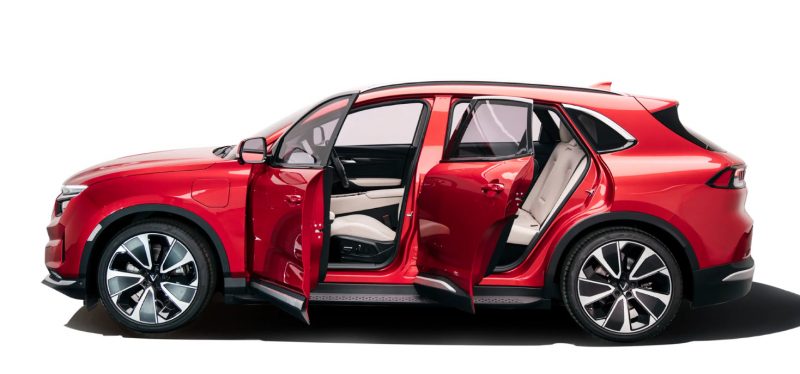 4.750 mm x 1.900 mm x 1.660 mm (Dài x Rộng x Cao)